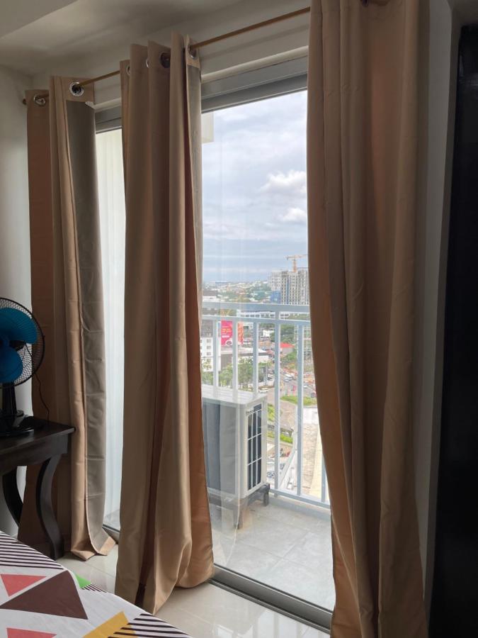 Inspiria 1803 Unit With Balcony Beside Abreeza Mall * Davao