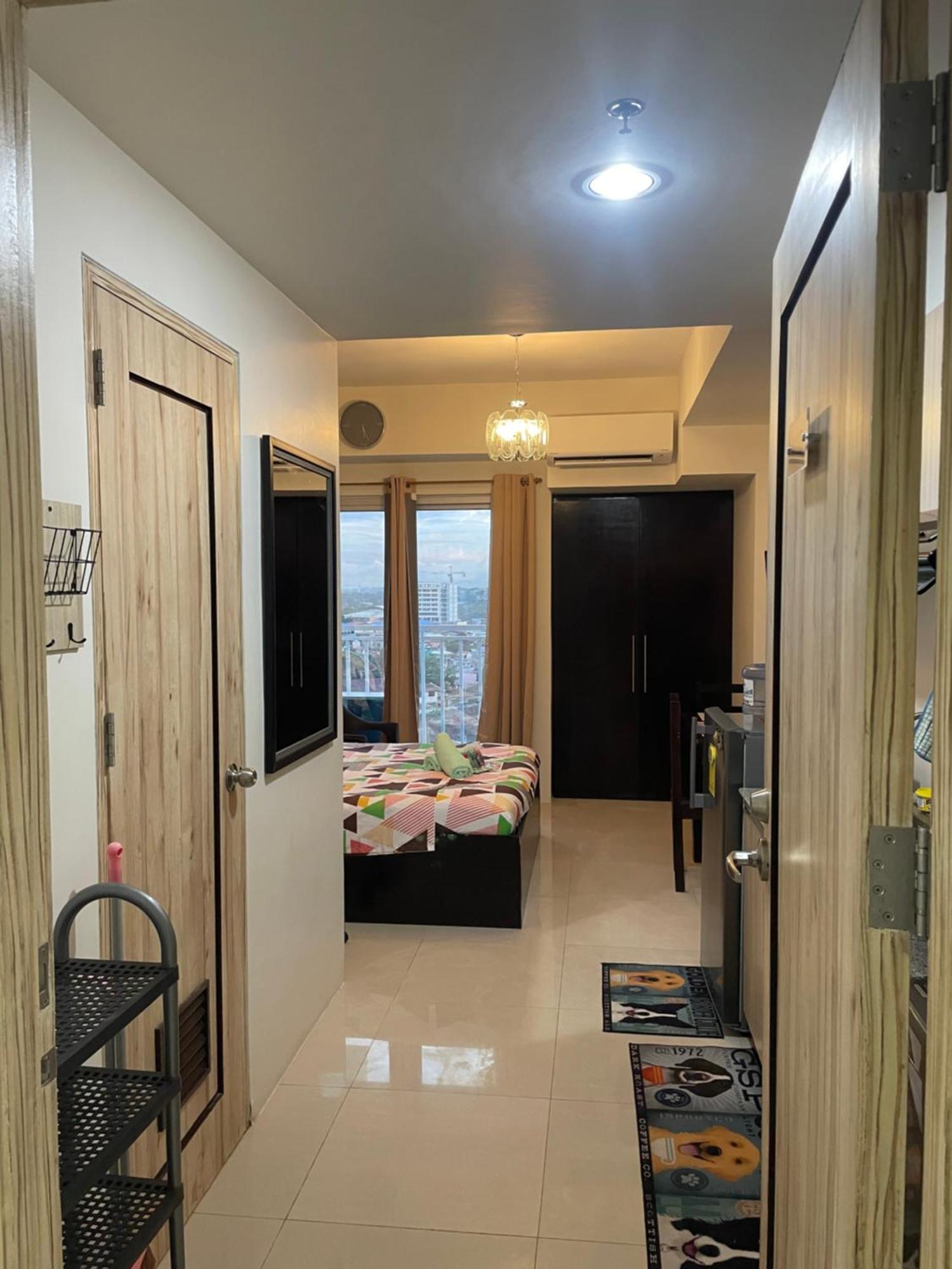 Inspiria 1803 Unit With Balcony Beside Abreeza Mall