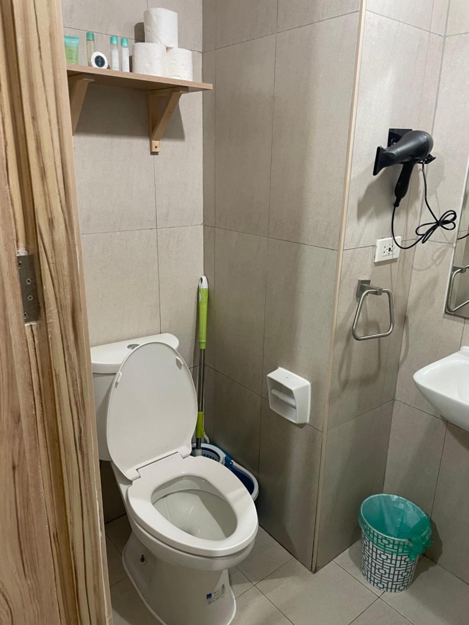 Inspiria 1803 Unit With Balcony Beside Abreeza Mall Davao