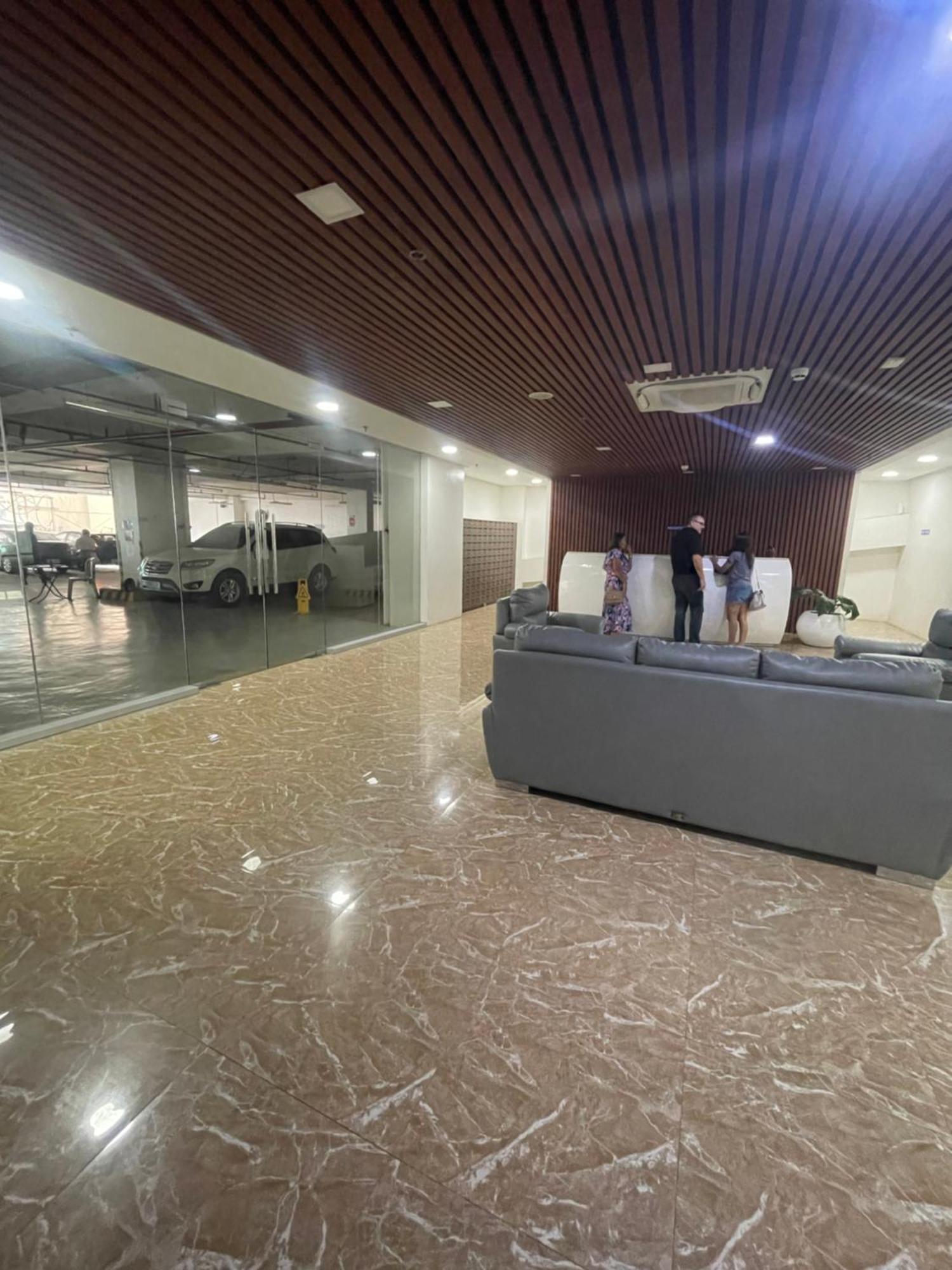 Inspiria 1803 Unit With Balcony Beside Abreeza Mall *